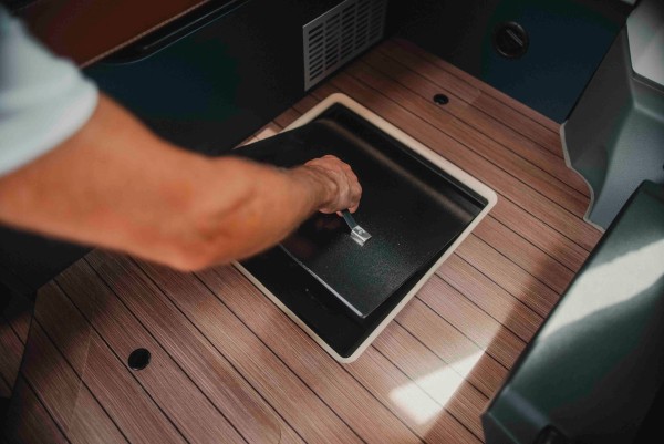 Floor safe