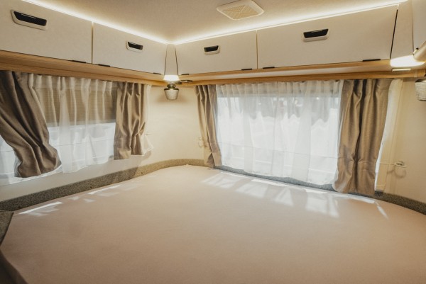 Fitted sheets from 600 mm width