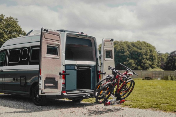 Folding bicycle rack – tow bar-mounted for 3 bicycles